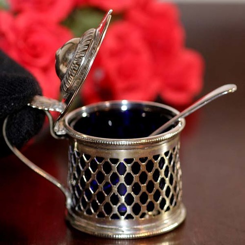 【 マスタードポット 】　英国製銀器 イギリスアンティーク 1910年代 透かし細工マスタードポット英国銀器